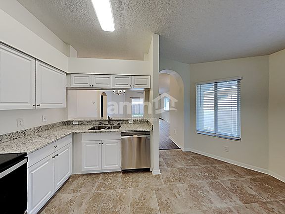 4th image of 11755 Lynmoor Dr