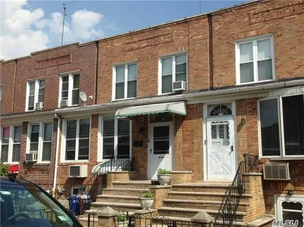 2223 36th St, Long Island City, NY 11105