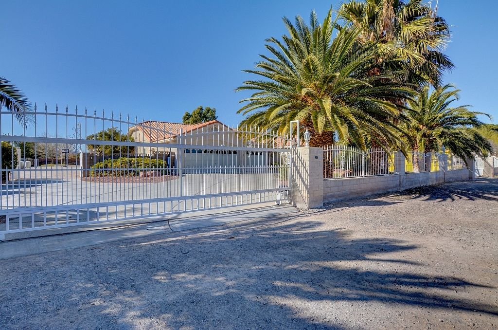 8345 Fairfield Ave, Las Vegas, NV 89123 | Zillow