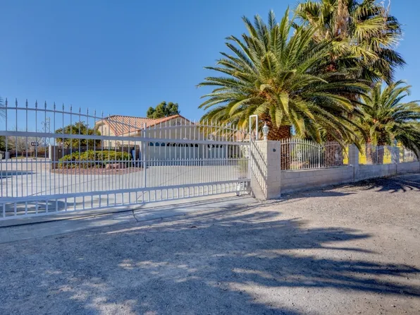 8345 Fairfield Ave, Las Vegas, NV 89123