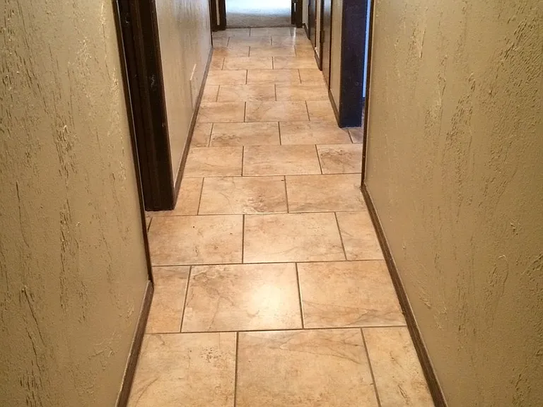 343 Woodcrest Dr — Photo 6