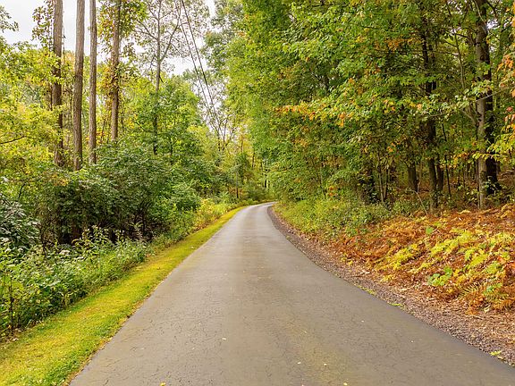 5th image of 969 Mountain Rd