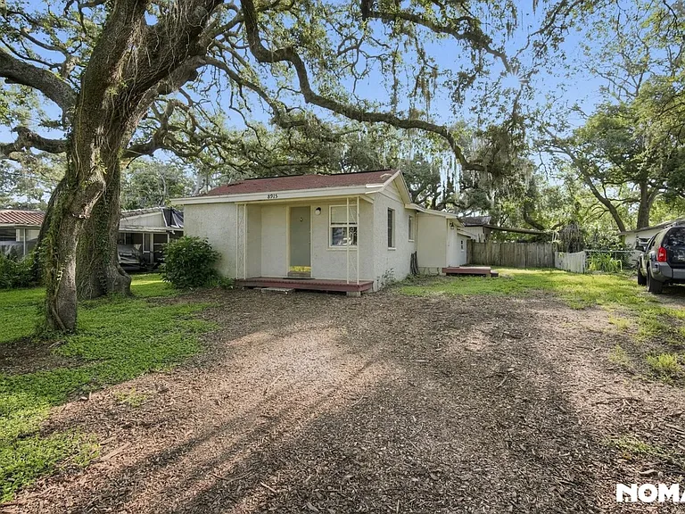 8915 N Orleans Ave — Photo 15