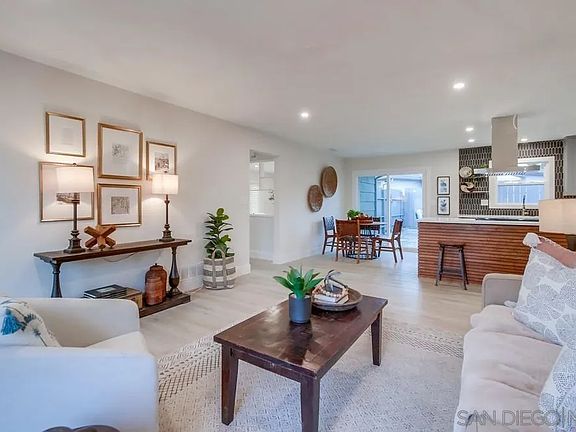 5th image of 4805 Lila Dr