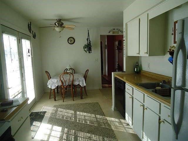 1st image of 2029 Hubbard St