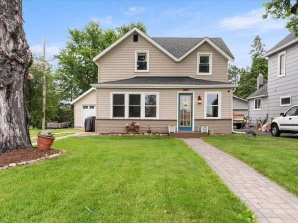 414 N 10th St, Brainerd, MN 56401