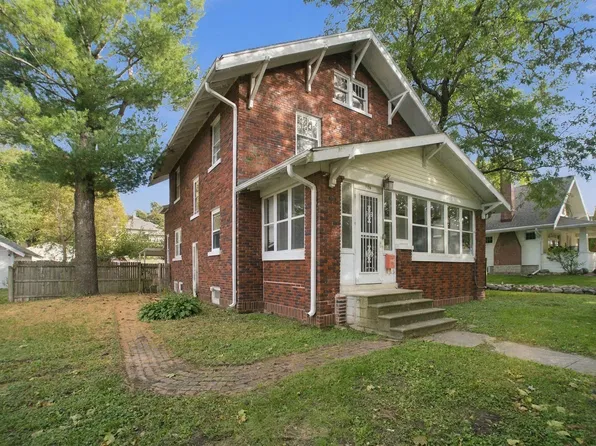 506 West St, Reinbeck, IA 50669