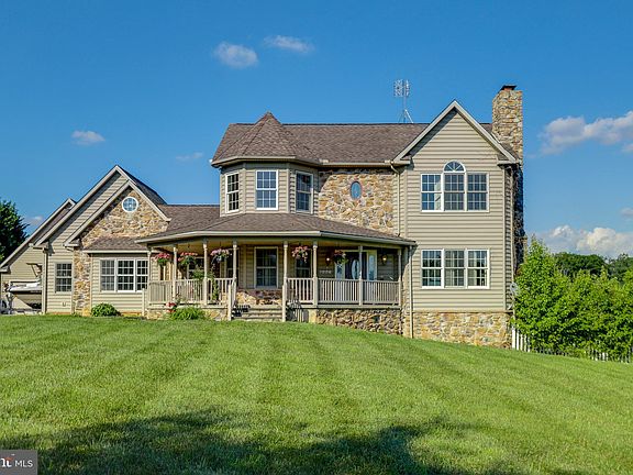 5th image of 4117 Back Woods Rd
