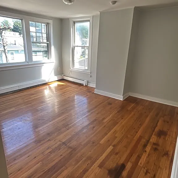 61 Otis St — Photo 8