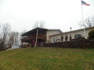 1414 N Cold Springs Rd, Bloomfield, IN 47424