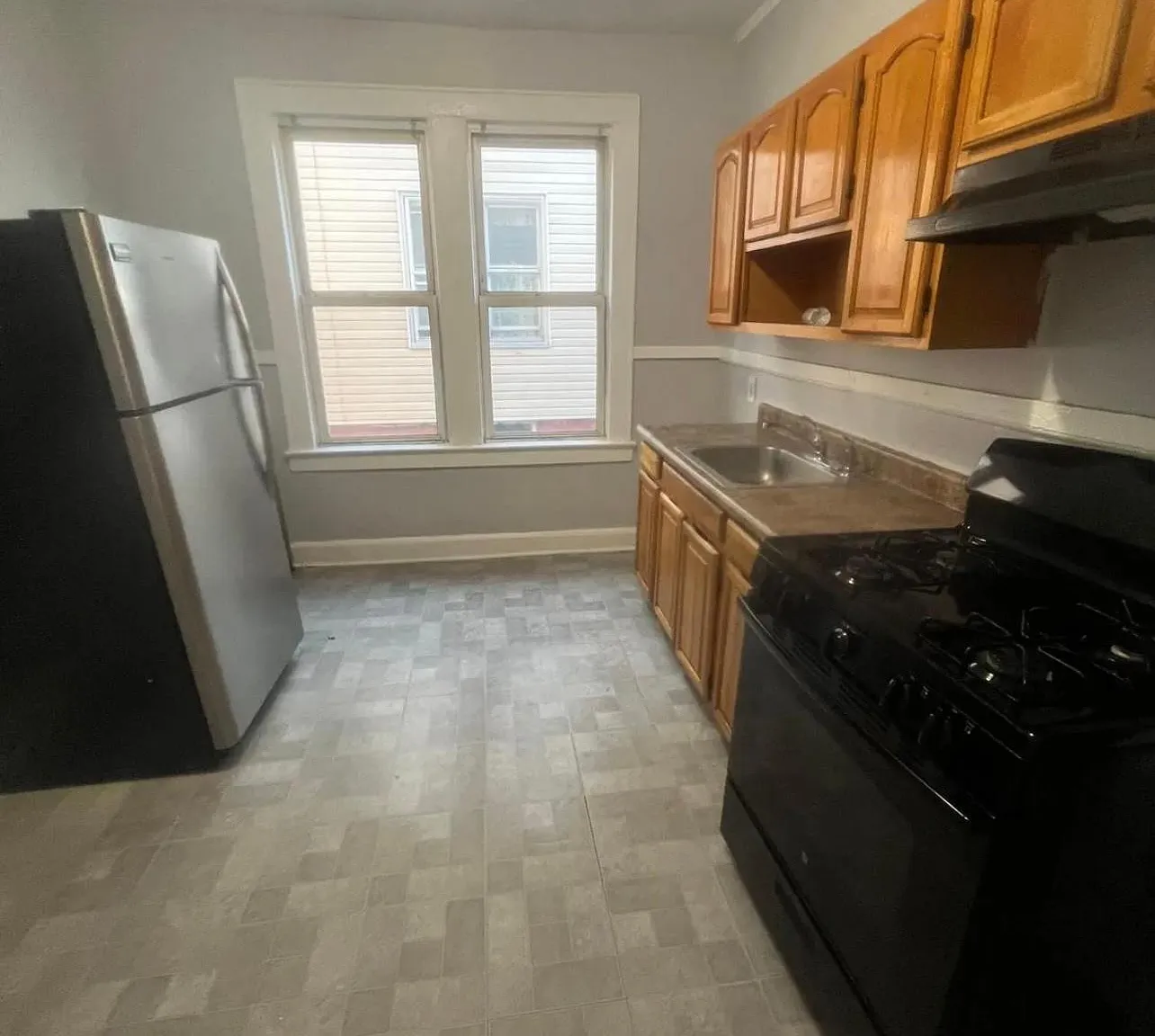 23 Underwood St — Photo 1