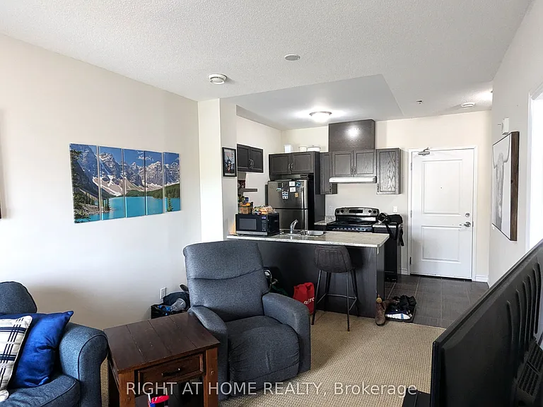 1360 Costigan Rd #210 — Photo 2