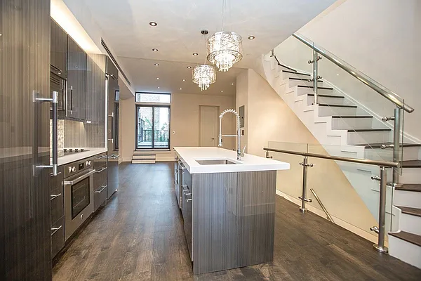 Rented by LG Fairmont Group | media 20