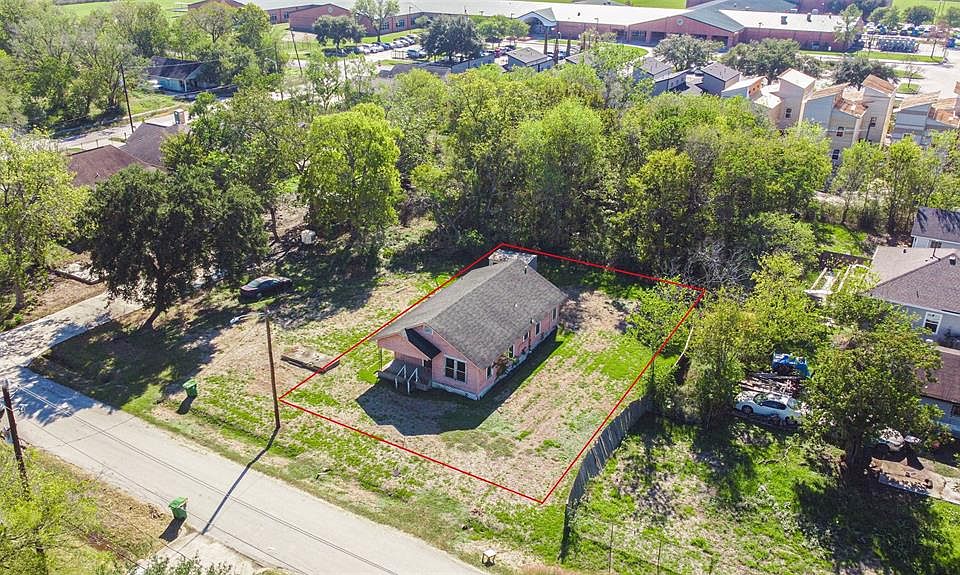 1st image of 8202 Bonaire Street