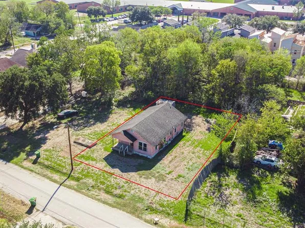 8202 Bonaire Street, Houston, TX 77028