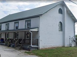 1099A Irishtown Rd #A, New Oxford, PA 17350