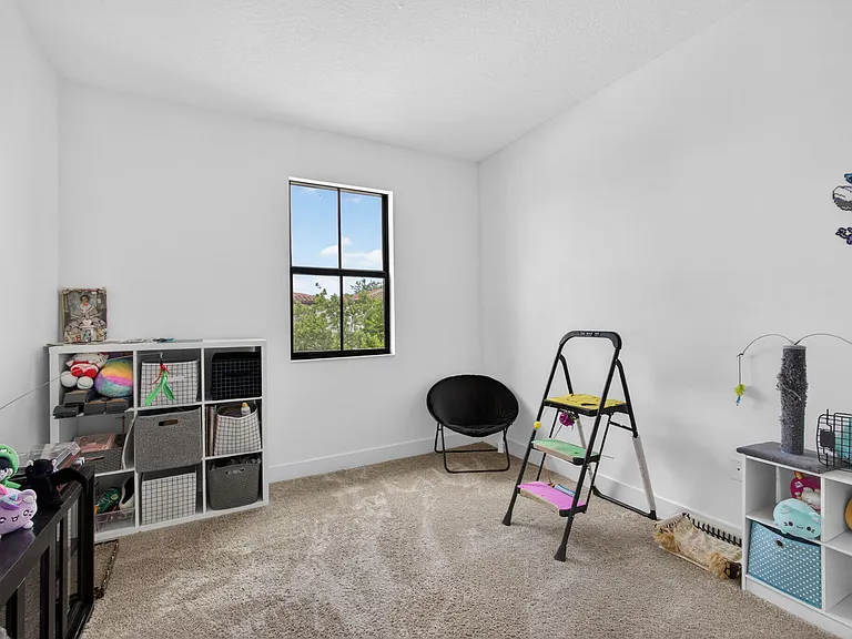 4009 Sequoia Pl — Photo 21
