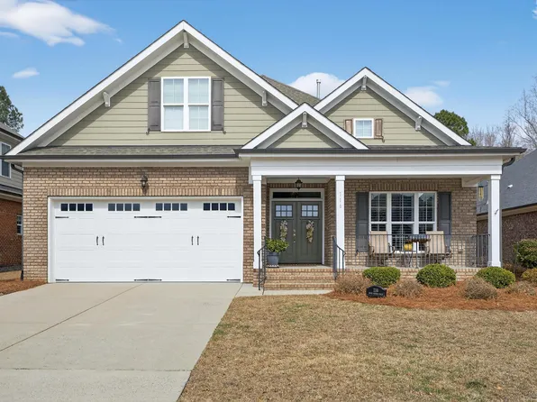 116 Moss Creek Pl, Fuquay Varina, NC 27526