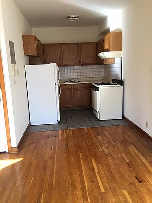 Rented by Ready Group | media 38