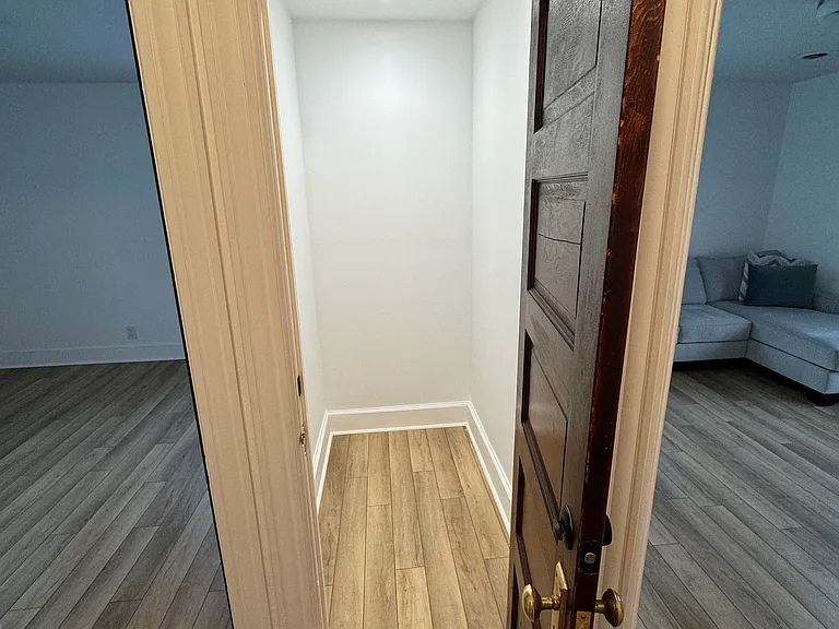 2129 Sunset Ave #2 — Photo 22