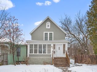 927 W 5th St #2, Duluth, MN 55806