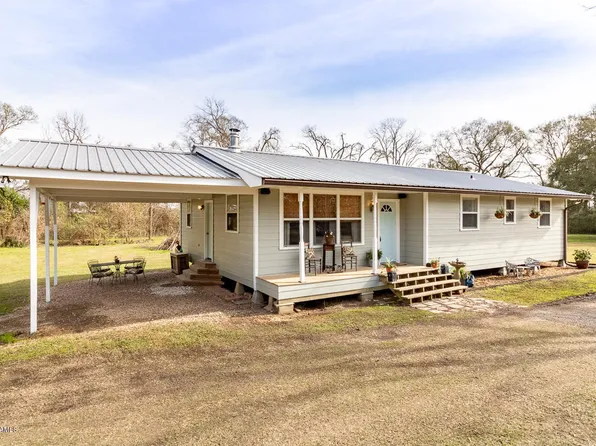 764 Hidden Hills Rd, Arnaudville, LA 70512