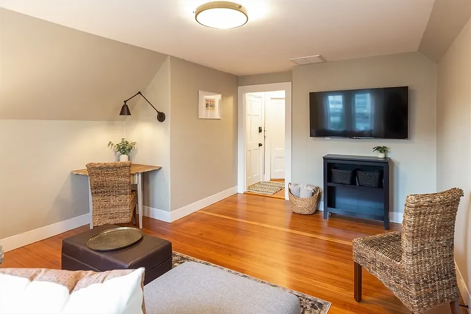 1 bed, 600 sqft, $2,300 — Photo 4