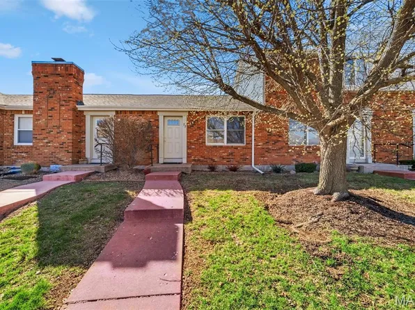 22 Brittany Ct, Troy, MO 63379