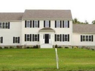 49 Rollingwood Ln, Plymouth, MA 02360