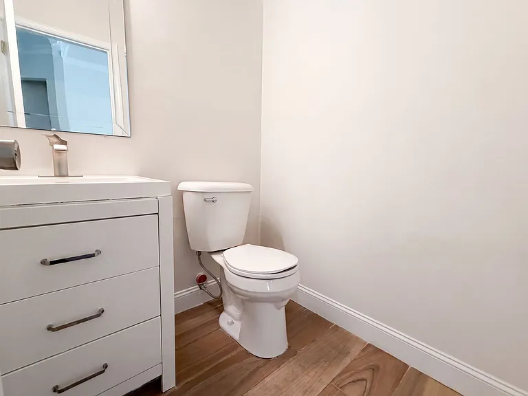 6311 Torrence Trace Dr — Photo 8