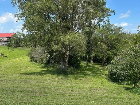 2018 Murray Rd, Plattsmouth, NE 68048