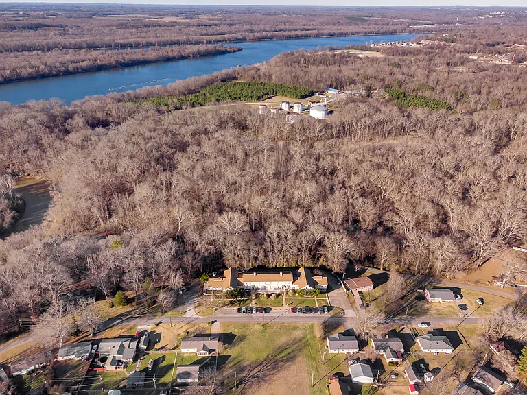 Village Landing — Photo 12
