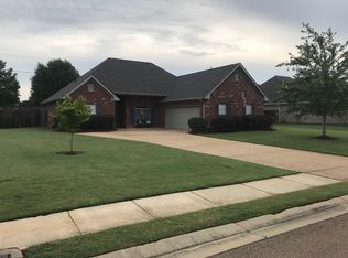 108 Tucker Ln, Brandon, MS 39042