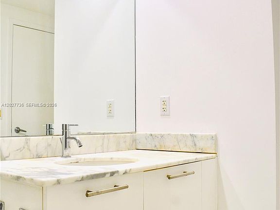 3rd image of 951 Brickell Ave APT 2609