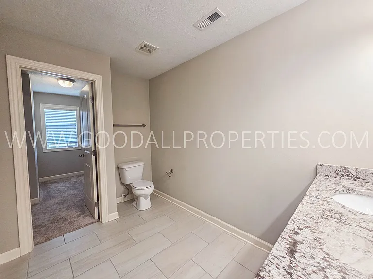885 Northview Dr — Photo 15