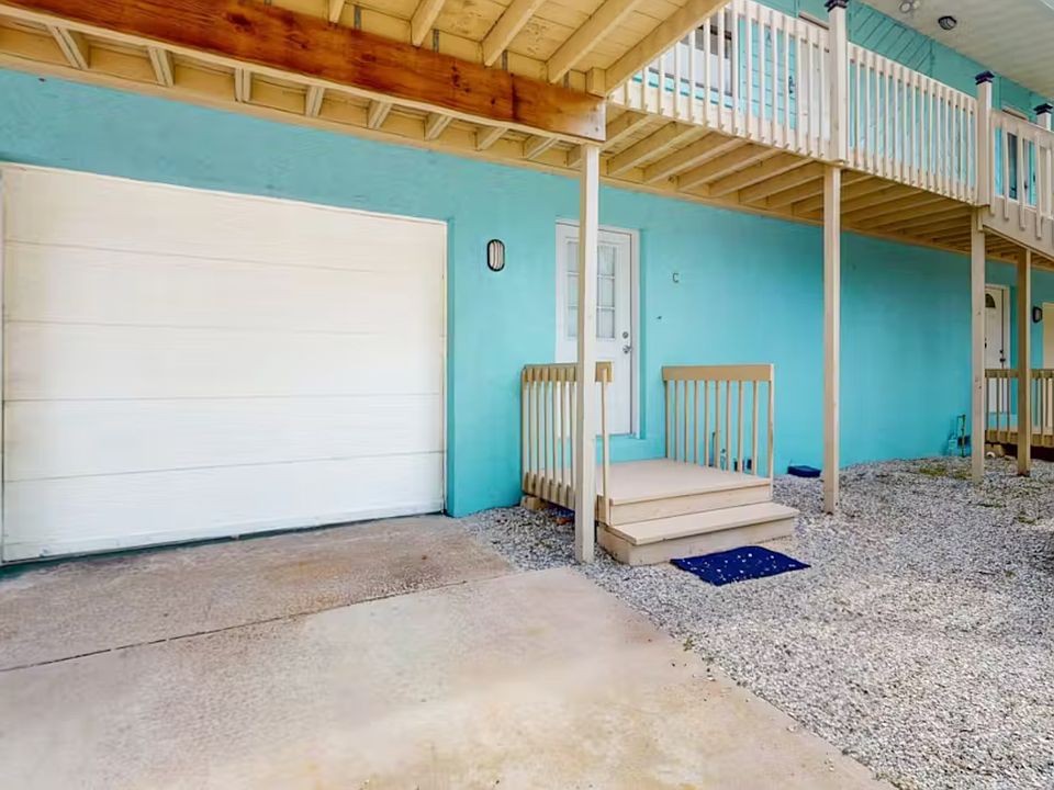 Entrance to Unit C.