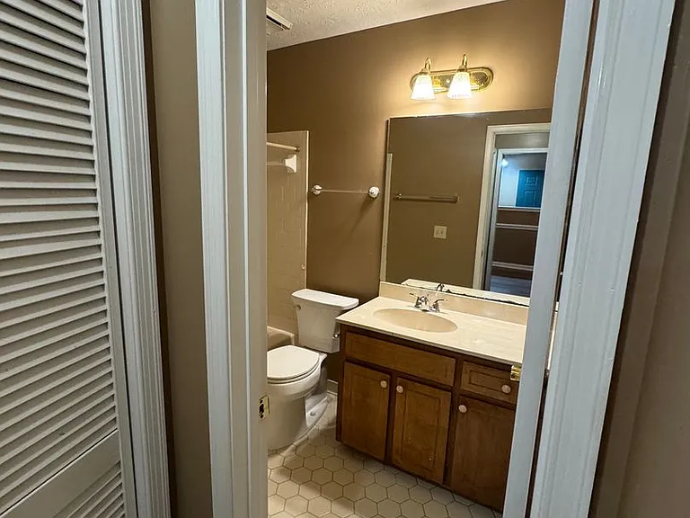 5926 Carmel Dr — Photo 12