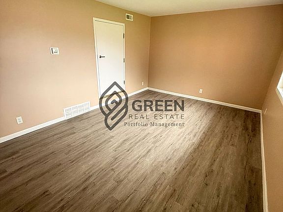 3rd image of 2779 Cooper Dr APT 4