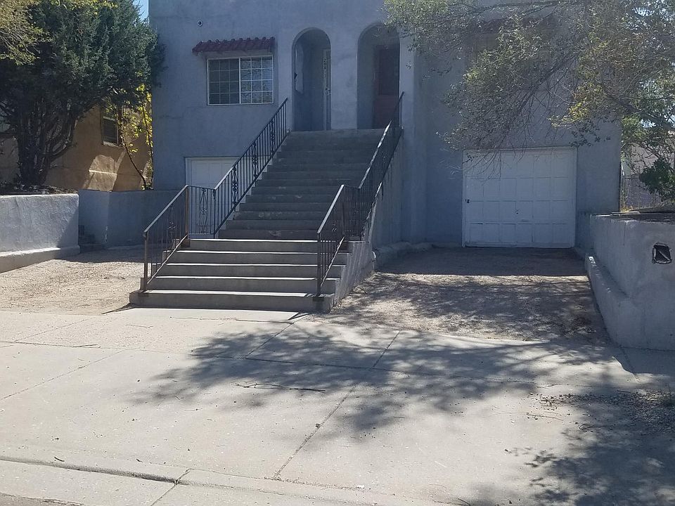 1st image of 208 E Hill Ave #1/2