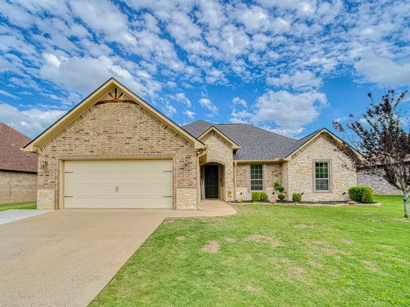 112 Germantown Cir, Hallsville, TX 75650