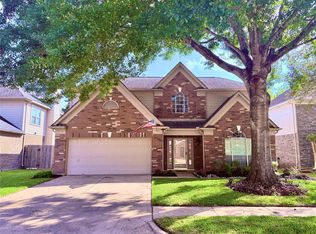2915 Veva Dr, Pearland, TX 77584