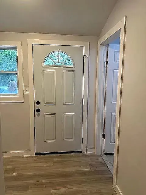 1 bed, 1.0 bath, 700 sqft, $900 — Photo 3
