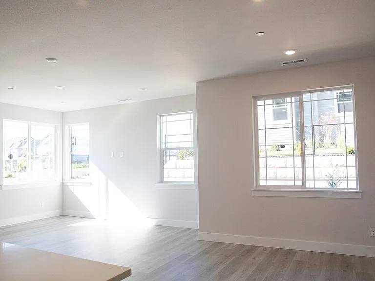 14668 SW 165th Ave — Photo 7