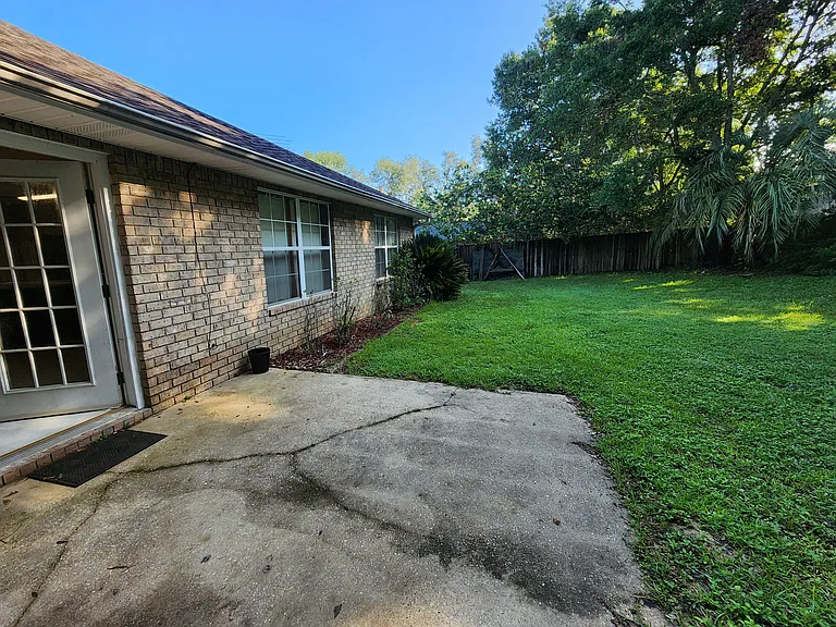 6805 Cedar Lake Dr — Photo 12