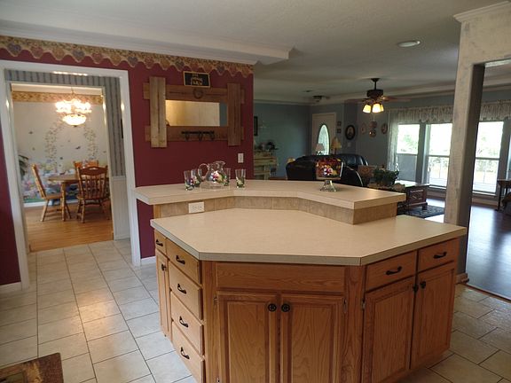 4th image of 10696 County Road 2180