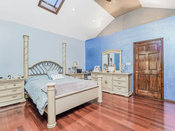 1458 81st Street image 16 of 36