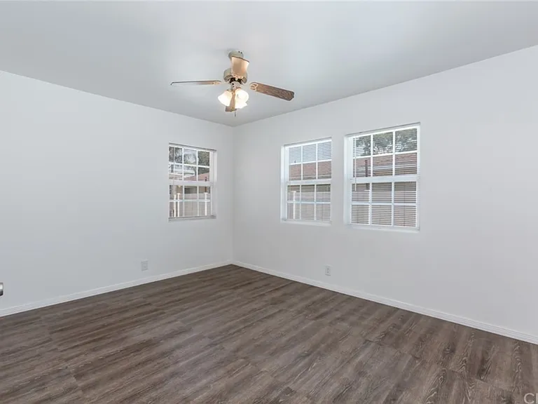 4117 W 166th St #1 — Photo 5