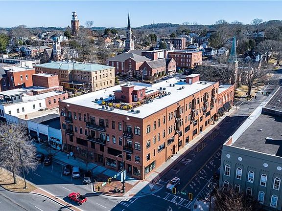 2nd image of 1 E 3rd Ave #302