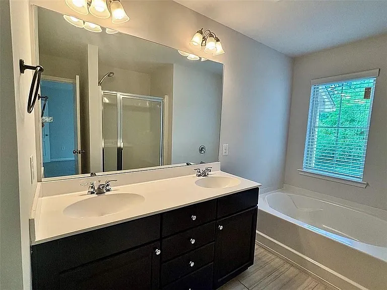 1700 Paxton Dr SW — Photo 17