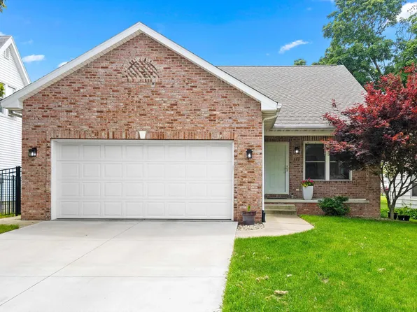 112 N Maple Ave, Morton, IL 61550